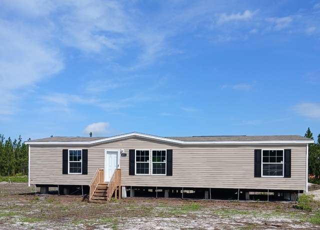 Property at 651 Boulevard St, Folkston, GA 31537, 3 beds, 2 baths