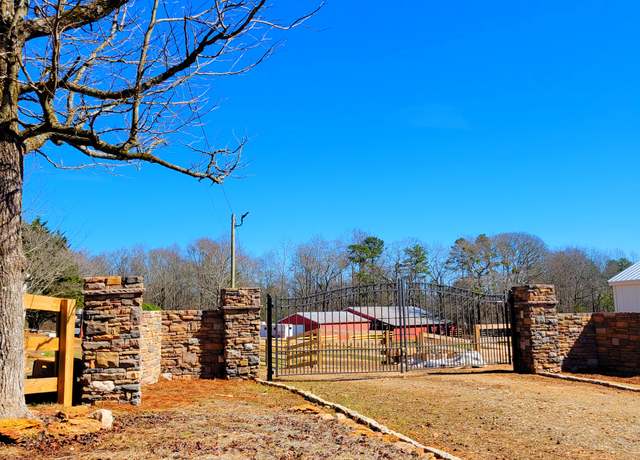 Property at 3066 Sweetwater Juno Rd, Dawsonville, GA 30534, 3 beds, 3.5 baths