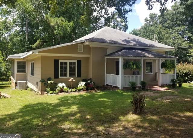 Property at 505 Kincaid Ave, Griffin, GA 30224, 4 beds, 2 baths