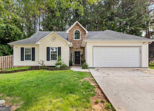 Property at 11765 Fairway Overlook, Fayetteville, GA 30215, 3 beds, 2 baths