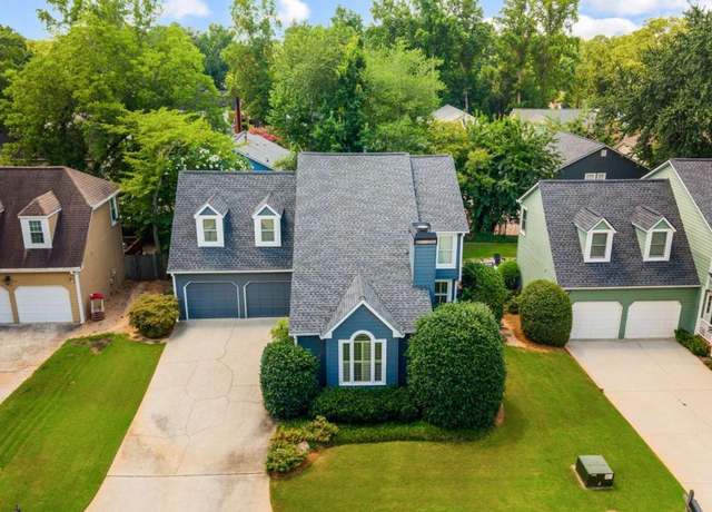 Property at 1129 Club Trce NE, Brookhaven, GA 30319, 2 beds, 2.5 baths