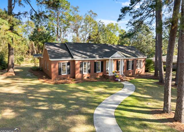 Property at 856 Harvey St, Millen, GA 30442, 4 beds, 3 baths