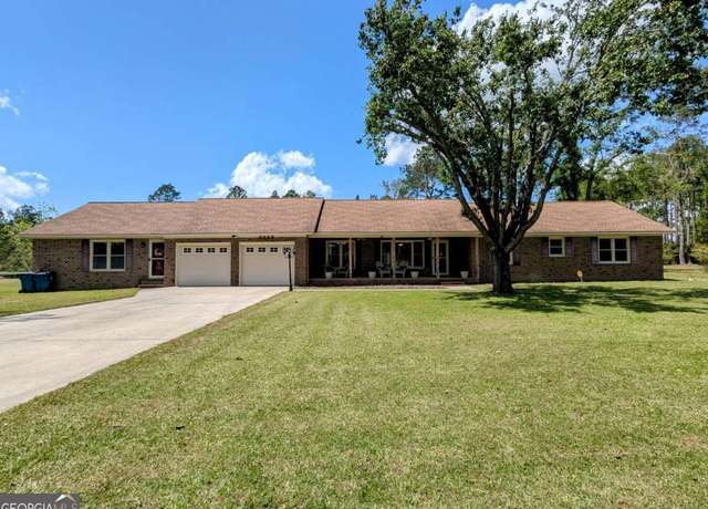 Property at 2003 Brenda Ln, Vidalia, GA 30474, 5 beds, 3 baths