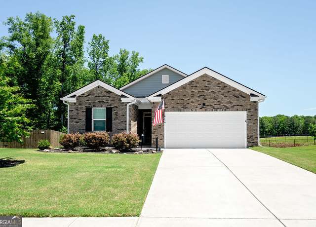 Property at 174 Silver Birch Pass, Newnan, GA 30265, 3 beds, 2 baths