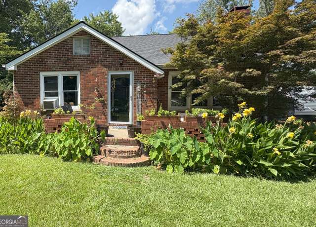 Property at 107 Marchman St, Bremen, GA 30110, 4 beds, 2 baths
