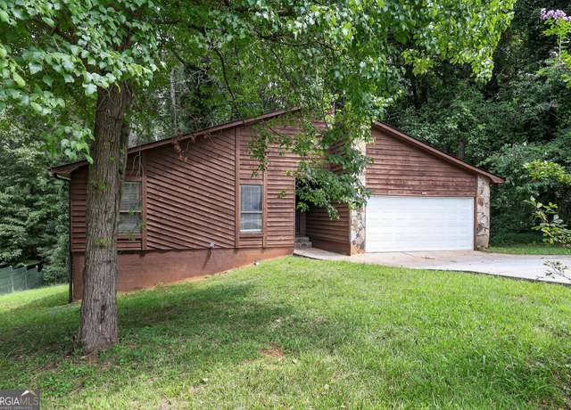 Property at 3216 Deshong Dr, Stone Mountain, GA 30087, 3 beds, 2 baths