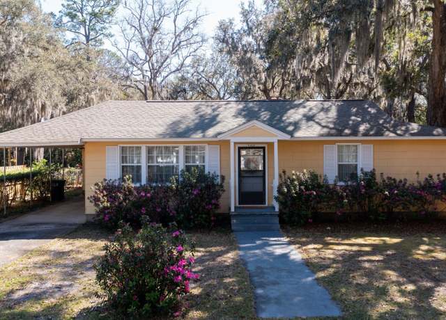 Property at 506 Ann St, St. Marys, GA 31558, 3 beds, 2.5 baths