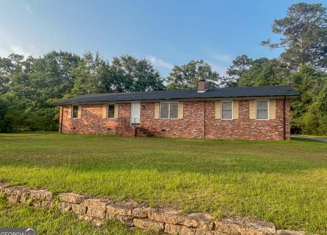 Property at 1105 Claxton Dairy Rd, Dublin, GA 31021, 4 beds, 3 baths