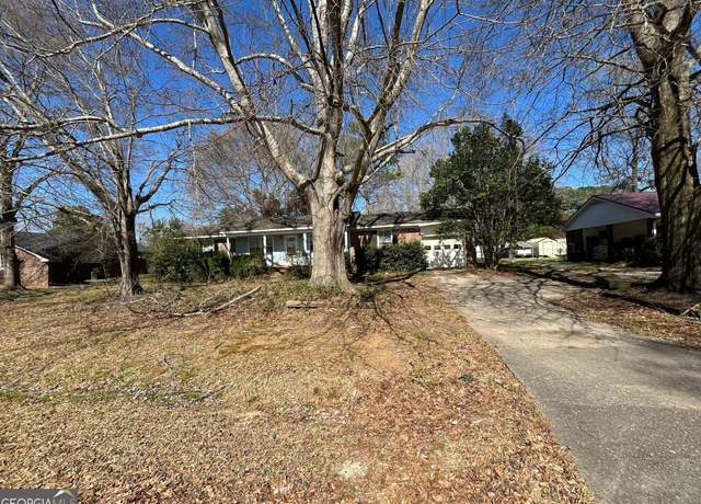 Property at 685 Bedford Dr, Hull, GA 30646, 3 beds, 2 baths