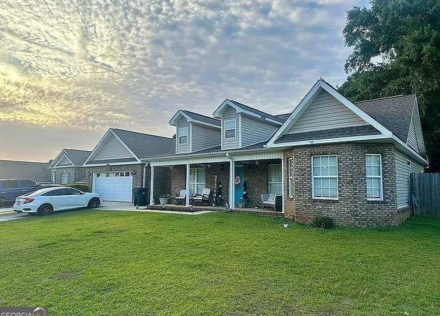 Property at 108 Christine Cir, Perry, GA 31069, 3 beds, 2.5 baths