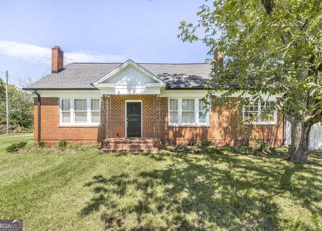 Property at 7159 Columbus Rd, Lizella, GA 31052, 2 beds, 1 bath