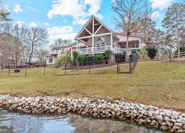 Property at 163 NE Knight Dr, Milledgeville, GA 31061, 4 beds, 4 baths