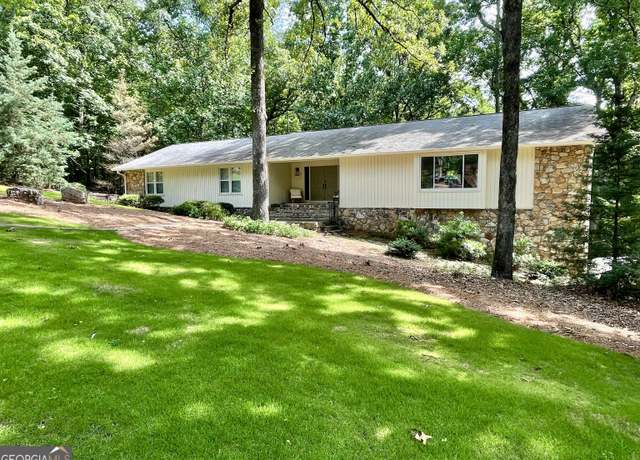 Property at 2 Kensington Rd SW, Rome, GA 30165, 4 beds, 3 baths