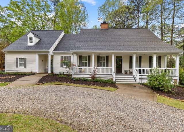 Property at 112 Porterfield Dr, Eatonton, GA 31024, 4 beds, 3.5 baths
