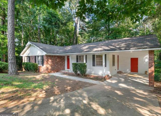 Property at 260 Pinehurst Dr, Stockbridge, GA 30281, 3 beds, 2 baths