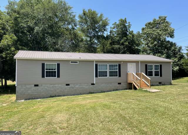 Property at 192 Milledgeville Rd, Eatonton, GA 31024, 3 beds, 2 baths