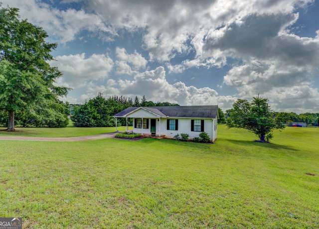 Property at 2809 South Ola Rd, Locust Grove, GA 30248, 3 beds, 1 bath
