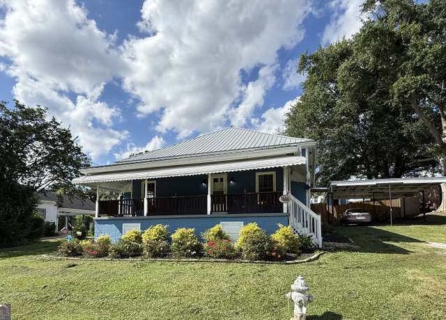 Property at 1616 Park St NE, Conyers, GA 30012, 2 beds, 2 baths