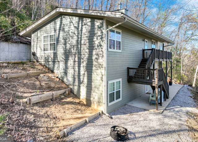 Property at 243 Degroff Ln, Rabun Gap, GA 30568, 3 beds, 2 baths