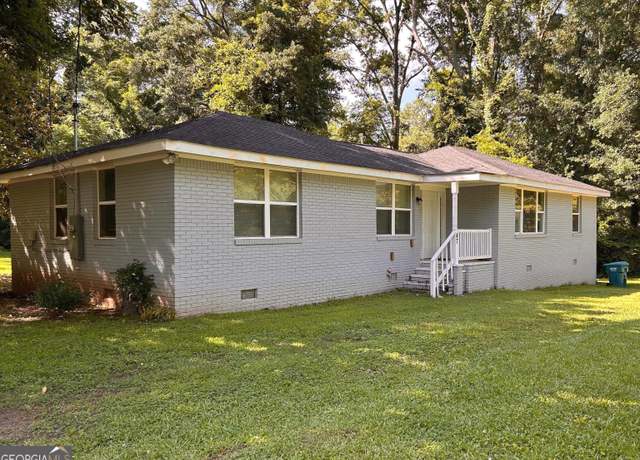 Property at 47 Elm St, Hampton, GA 30228, 4 beds, 2 baths