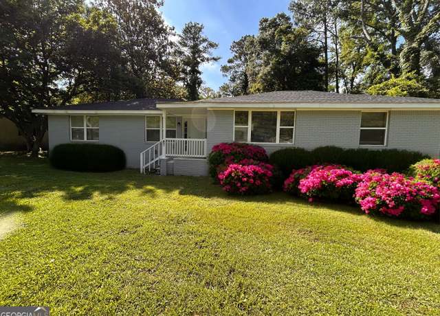 Property at 47 Elm St, Hampton, GA 30228, 4 beds, 2 baths