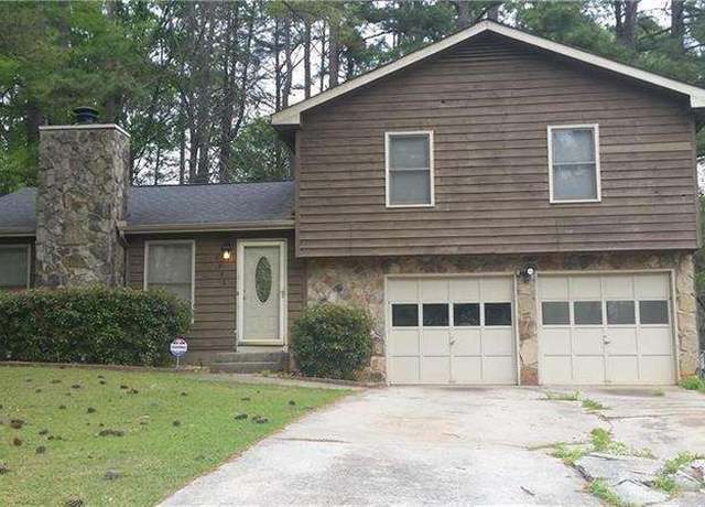 Property at 7356 Caribou Trl, Riverdale, GA 30296, 3 beds, 2 baths