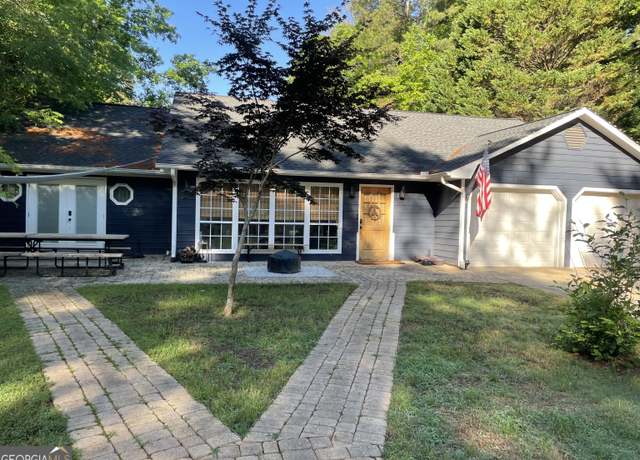 Property at 211 Groveland Dr, Peachtree City, GA 30269, 3 beds, 2 baths