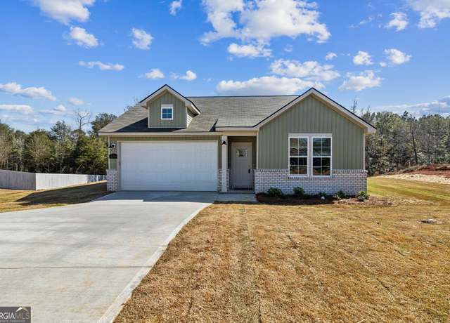 Property at 110 Golden Ingot Ct, Perry, GA 31069, 3 beds, 2 baths