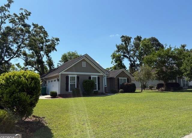 Property at 4035 Taylor Way, Valdosta, GA 31605, 3 beds, 2 baths