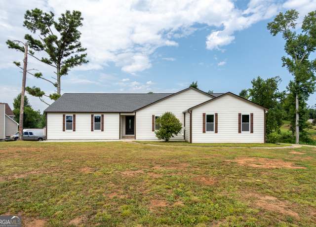 Property at 57 Natures Cove Rd, Newnan, GA 30263, 5 beds, 3 baths