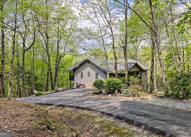 Property at 160 Dalton Dr, Dillard, GA 30537, 3 beds, 3 baths