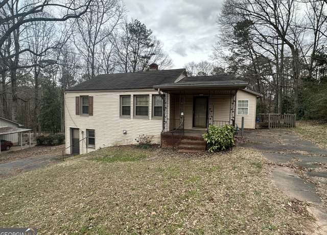 Property at 45 Bailey Dr, Newnan, GA 30263, 3 beds, 2 baths