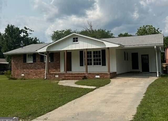 Property at 124 Beech Creek Dr, Rome, GA 30165, 4 beds, 2 baths