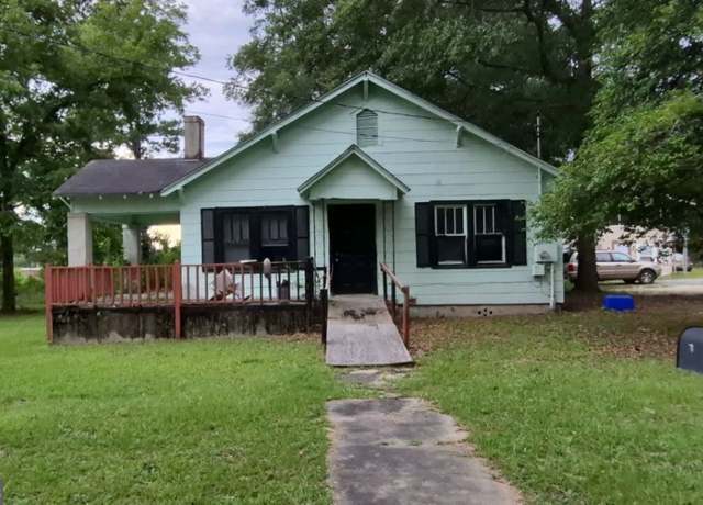Property at 866 Roseview Dr, Macon, GA 31217, 3 beds, 1 bath