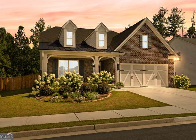 Property at 180 Plainfield St, Fayetteville, GA 30215, 3 beds, 2 baths