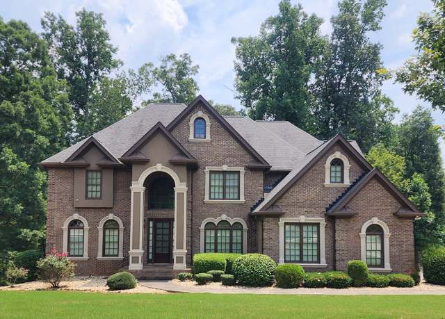 Property at 8260 Equinox Ln, Fairburn, GA 30213, 6 beds, 5.5 baths