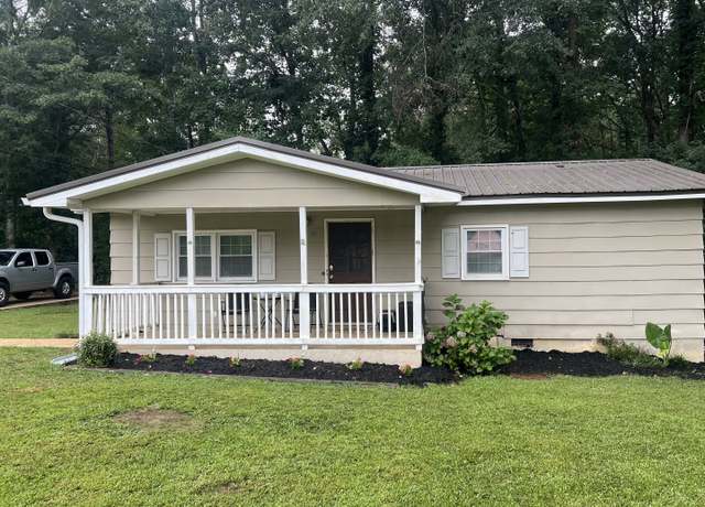 Property at 37 Overbrook Dr, Lagrange, GA 30240, 3 beds, 1 bath