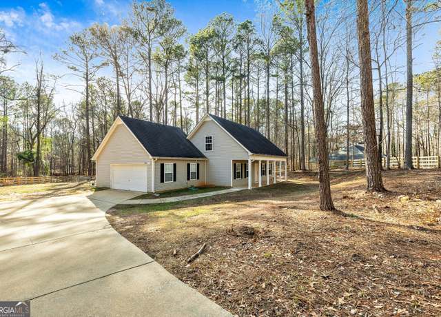 Property at 50 Emerald Hills Ln, Newnan, GA 30263, 3 beds, 2 baths