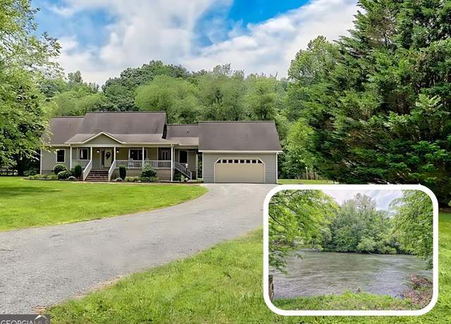 Property at 765 River Oaks Dr, Hayesville, NC 28904, 2 beds, 2.5 baths