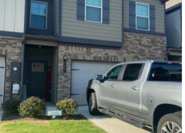 Property at 1054 Mcconaughy Ct #27, Mcdonough, GA 30253, 3 beds, 2.5 baths