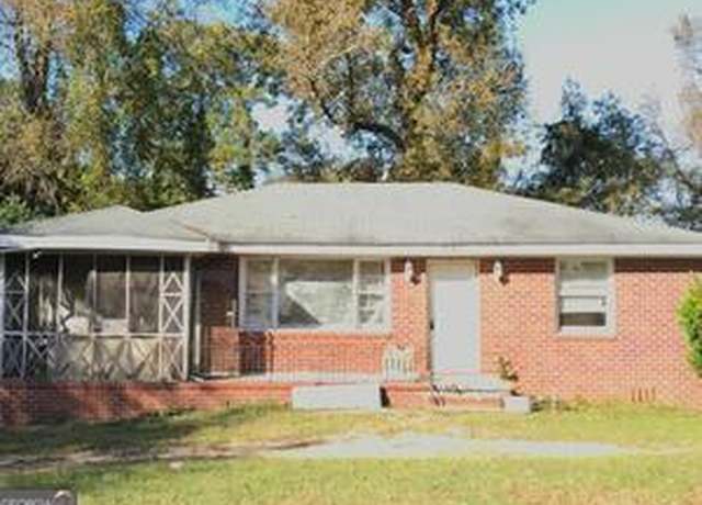 Property at 4071 Marse Allen Rd, Macon, GA 31206, 4 beds, 2 baths