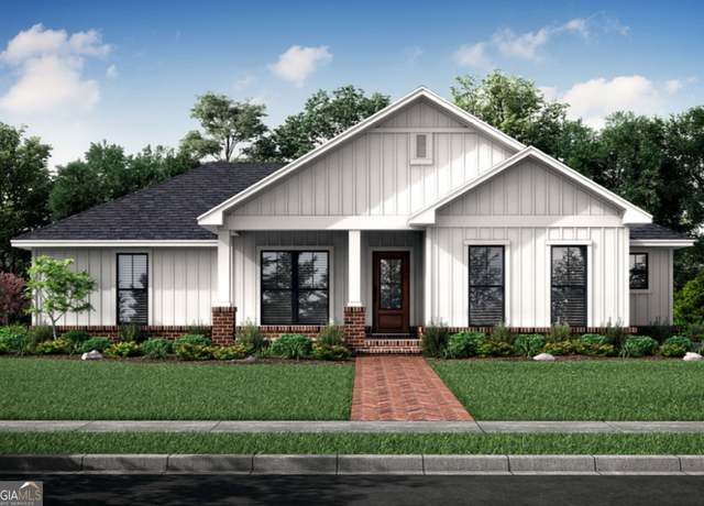 Property at 24 Lee St, Hawkinsville, GA 31036, 3 beds, 2 baths