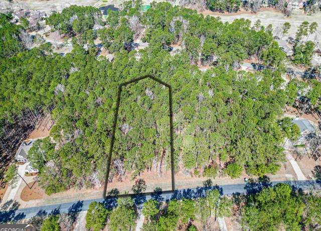 Property at 1051 Big Water Pt, Greensboro, GA 30642