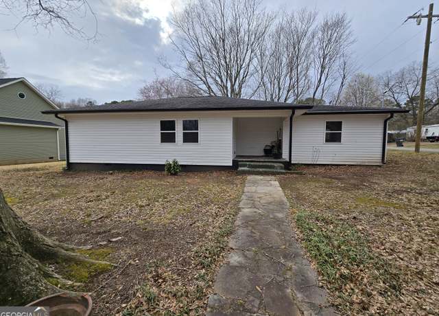 Property at 184 Sixth Ave, Menlo, GA 30731, 2 beds, 1.5 baths