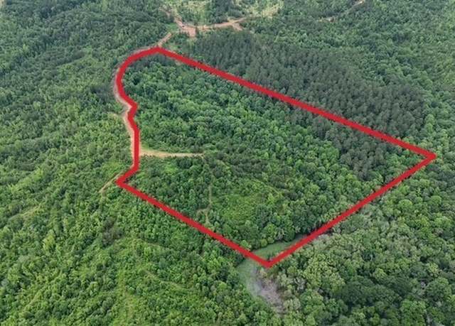 Property at 4 Emmaus Dr, Elberton, GA 30635