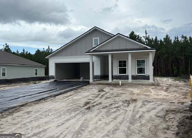 Property at 205 Park View Ln, Kingsland, GA 31548, 4 beds, 3 baths