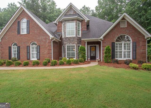 Property at 34 Preswick Park Dr, Newnan, GA 30265, 4 beds, 3.5 baths