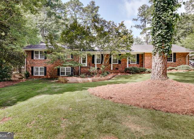 Property at 250 Ponderosa Dr, Athens, GA 30605, 4 beds, 3 baths