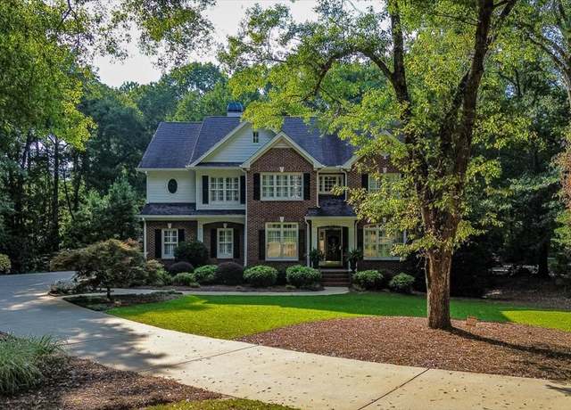 Property at 1011 Magnolia Dr, Athens, GA 30606, 6 beds, 4 baths