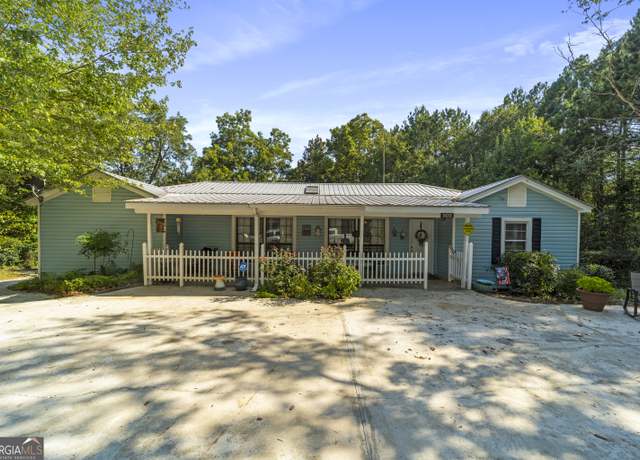 Property at 303 Cherokee St, Pine Mountain, GA 31822, 3 beds, 2 baths